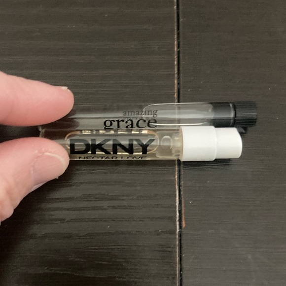 DKNY- nectar lover and Philosophy Amazing Grace Perfume Sample set. Add on ** - Picture 1 of 3